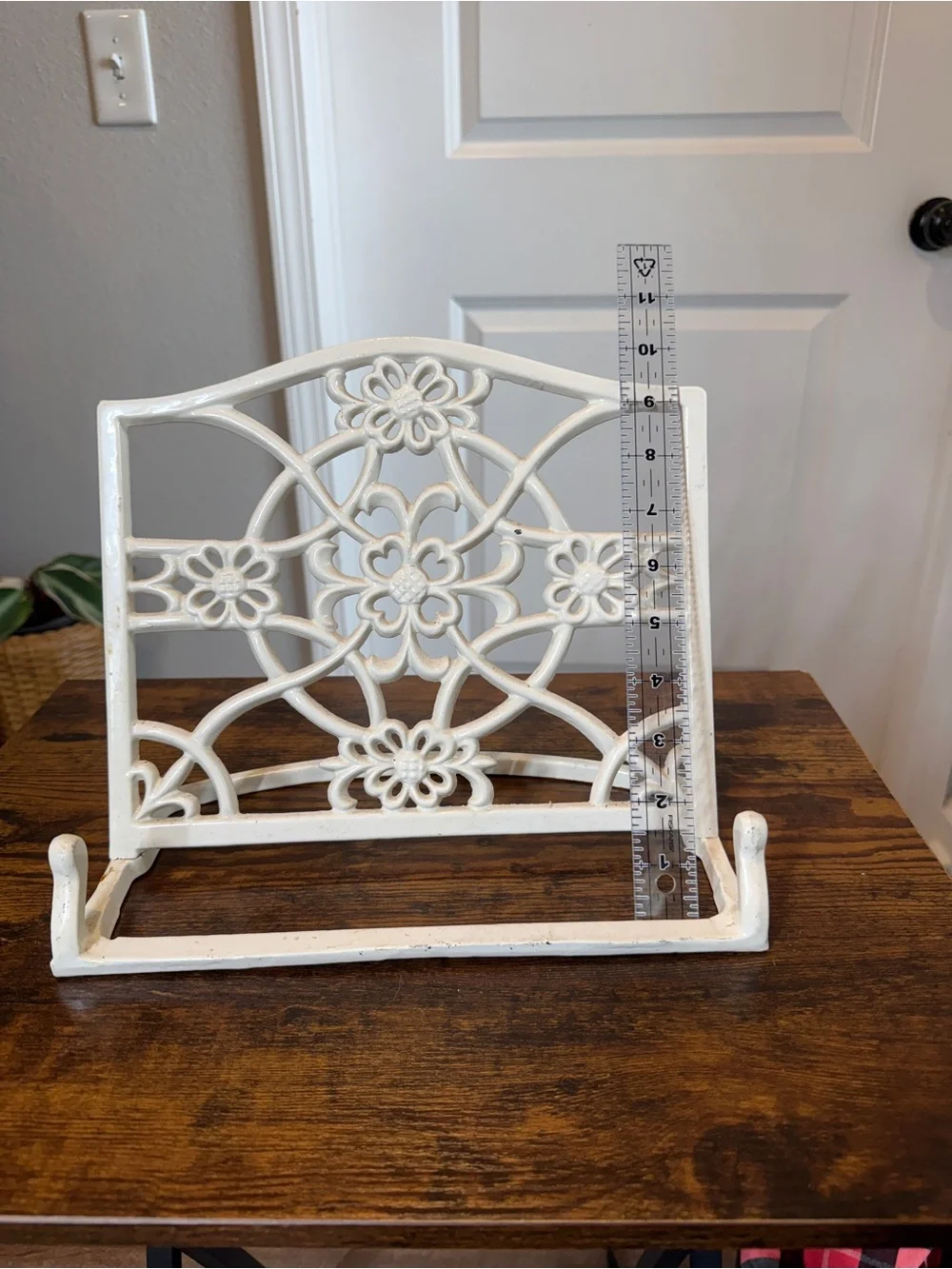 Vintage White Cast Iron Cookbook Stand Floral Shabby Chic Recipe Holder Tablet